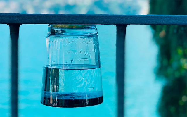 Tritan Magnet Bicchieri Con Sottobicchiere Set Di 2 1 Tritan Magnet Bicchieri Con Sottobicchiere Set Di 2