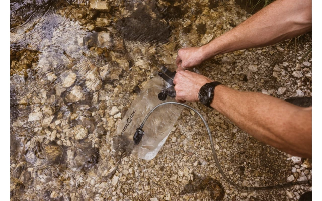 Fidlock Vescica Di Idratazione Ermetica Vescica Di Idratazione Magnetica Autosigillante Da 2,5 Litri 1 Fidlock Vescica Di Idratazione Ermetica Vescica Di Idratazione Magnetica Autosigillante Da 2,5 Litri