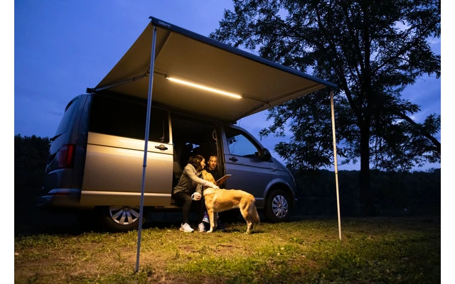 Fiamma Rafter LED F40van Tirante Con Striscia LED Per Tenda F40 Van 6 Fiamma Rafter LED F40van Tirante Con Striscia LED Per Tenda F40 Van - immagine 6